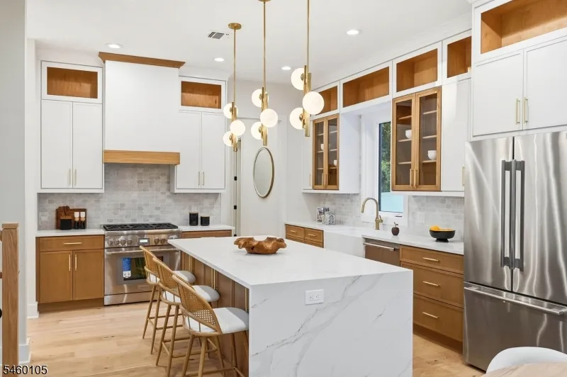 25 Claremont Ave Livingston, NJ 07039