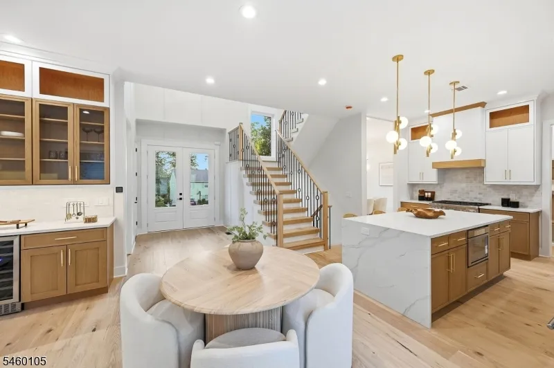 25 Claremont Ave Livingston, NJ 07039