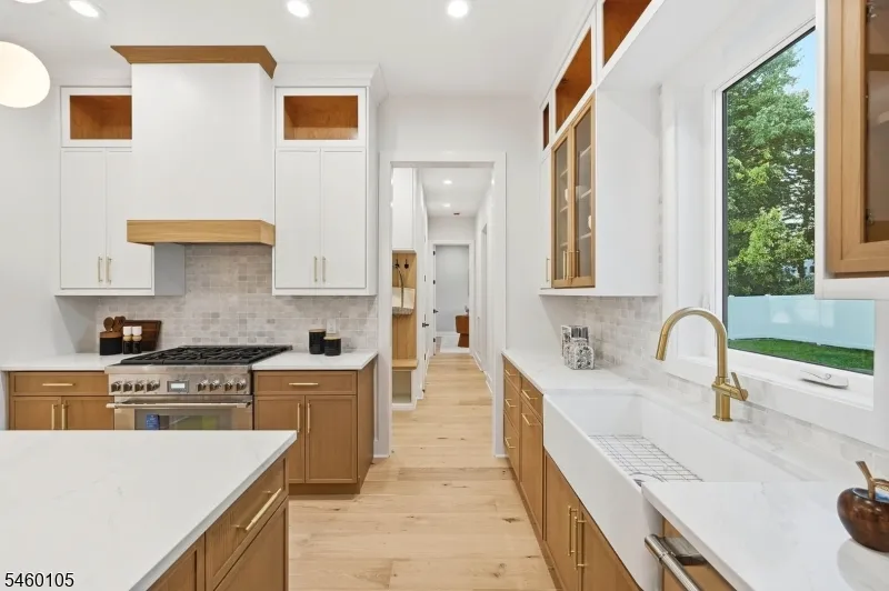 25 Claremont Ave Livingston, NJ 07039