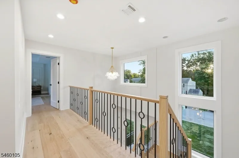 25 Claremont Ave Livingston, NJ 07039