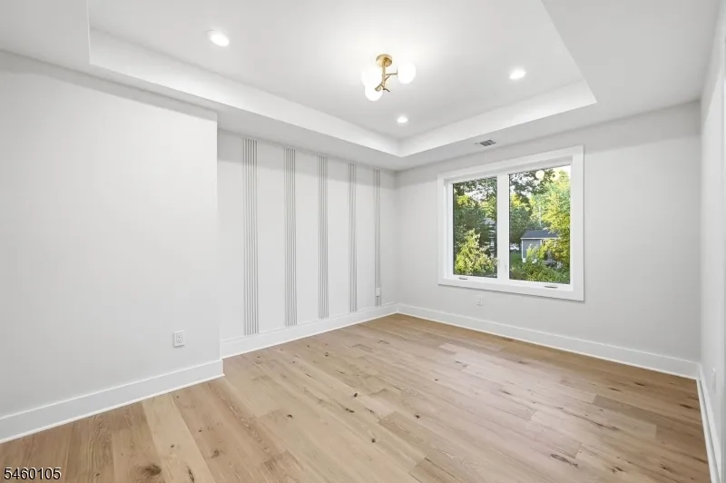 25 Claremont Ave Livingston, NJ 07039