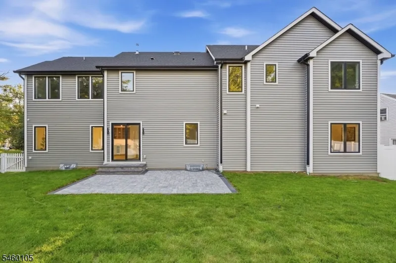 25 Claremont Ave Livingston, NJ 07039