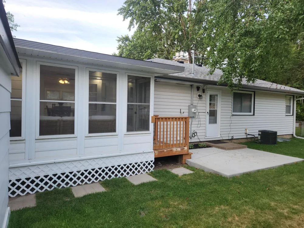 500 Bennett Drive NE Fridley, MN 55432