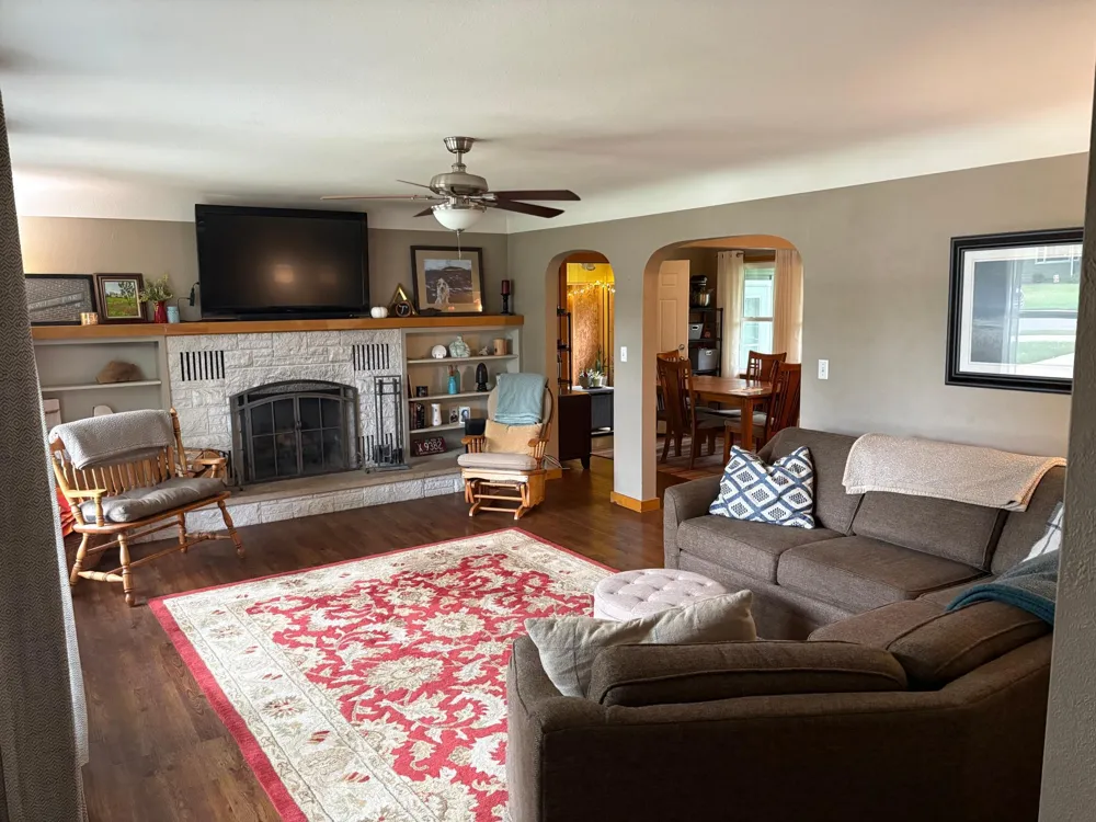 528 S 6th Street La Crescent, MN 55947