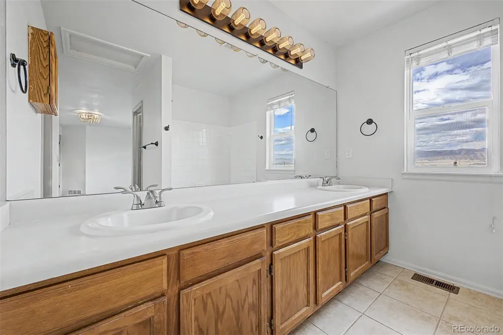 3763 Bucknell Drive Highlands Ranch, CO 80129