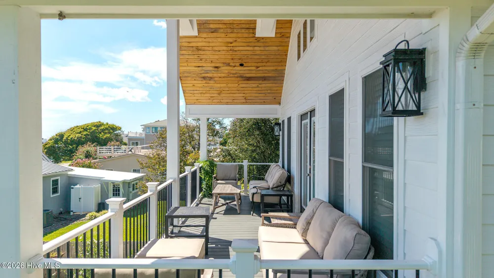 1527 Front Street #B Beaufort, NC 28516