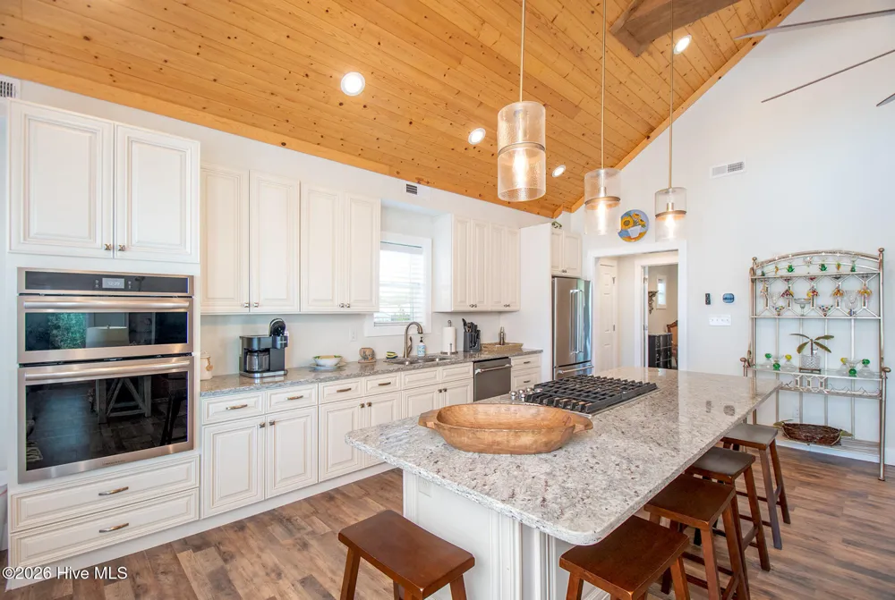 1527 Front Street #B Beaufort, NC 28516