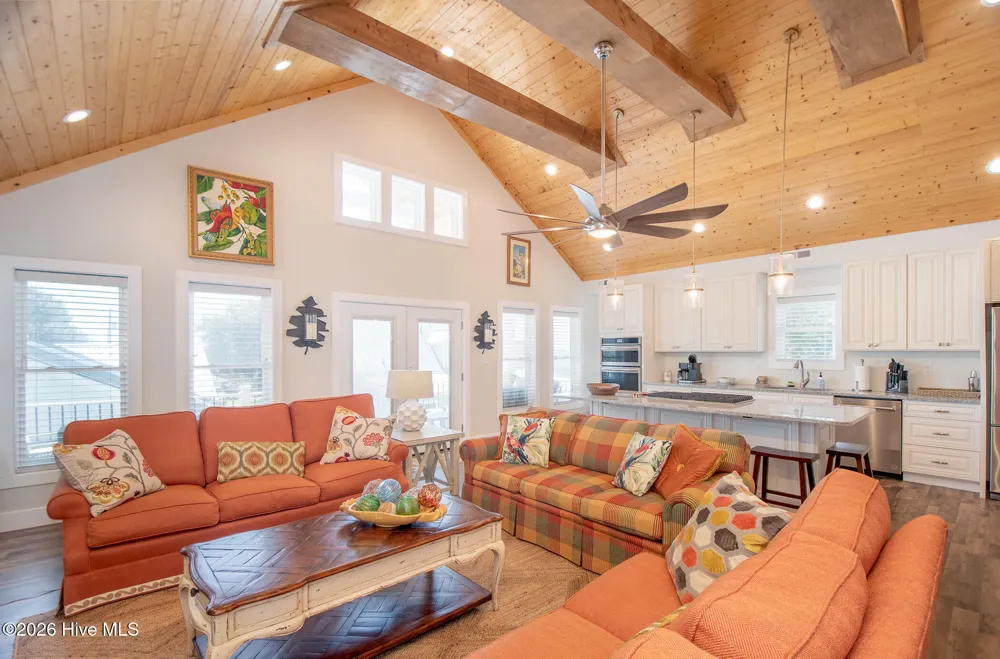 1527 Front Street #B Beaufort, NC 28516