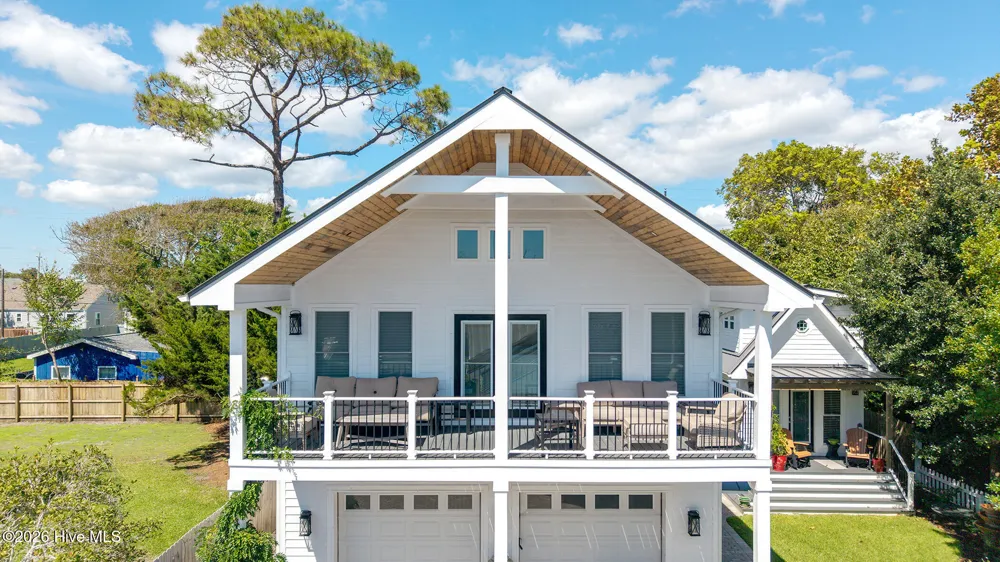 1527 Front Street #B Beaufort, NC 28516