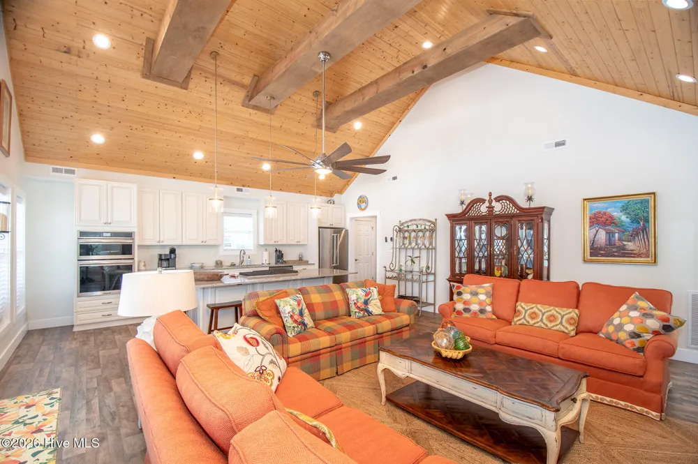 1527 Front Street #B Beaufort, NC 28516