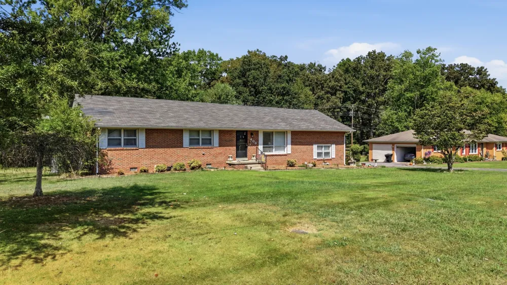 408 Primrose Ave Tullahoma, TN 37388