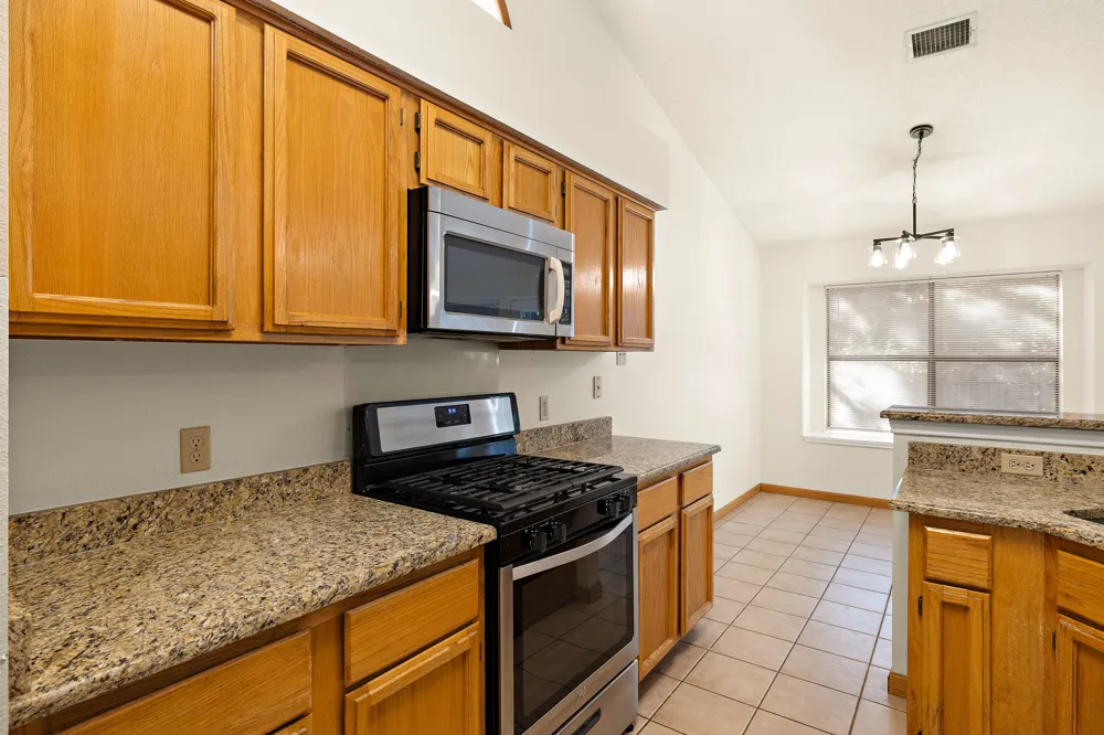 1604 Texas Oak Way Cedar Park, TX 78613