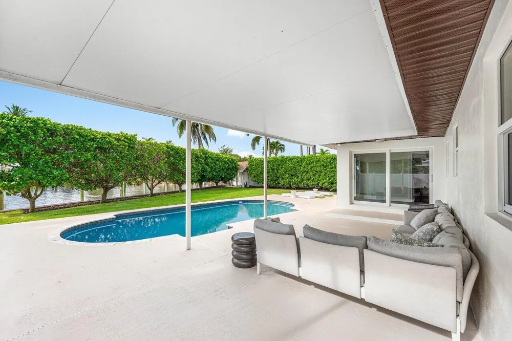 638 Shore Drive Boynton Beach, FL 33435