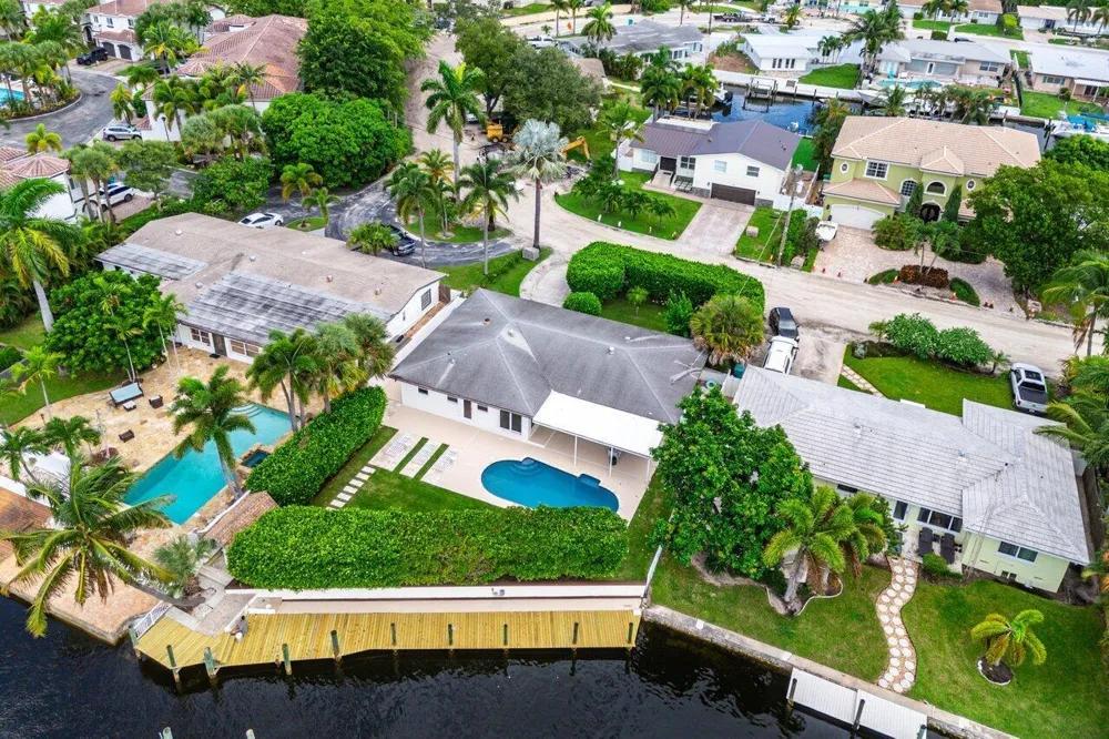 638 Shore Drive Boynton Beach, FL 33435