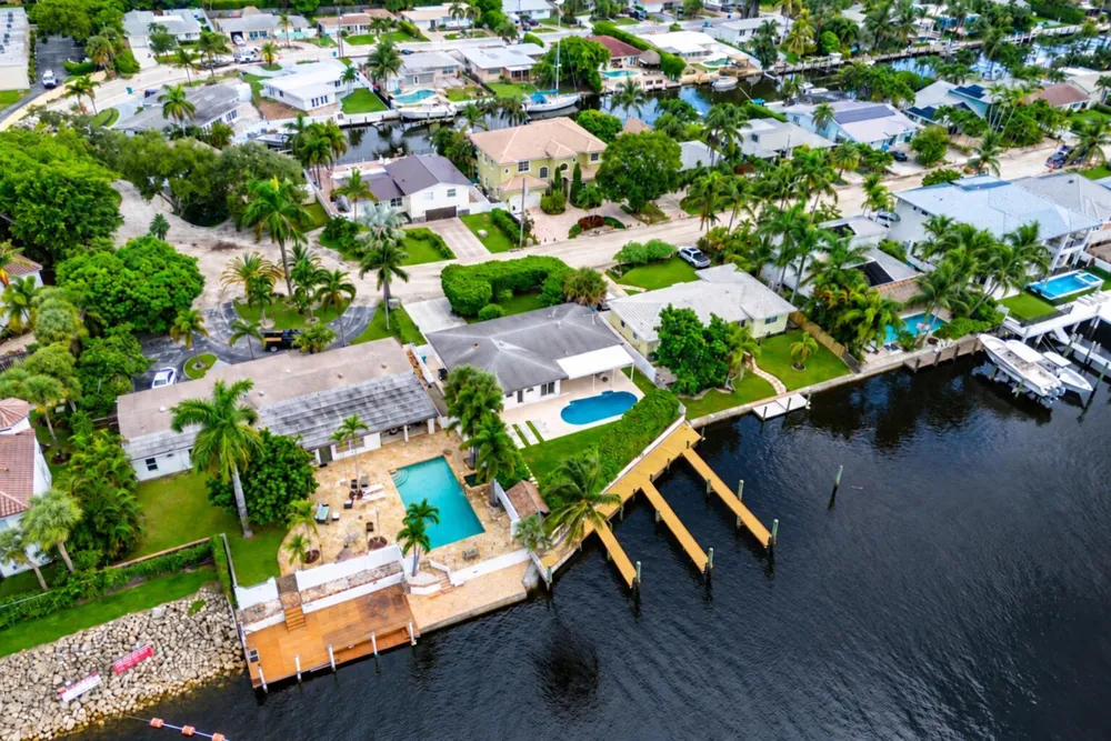 638 Shore Drive Boynton Beach, FL 33435