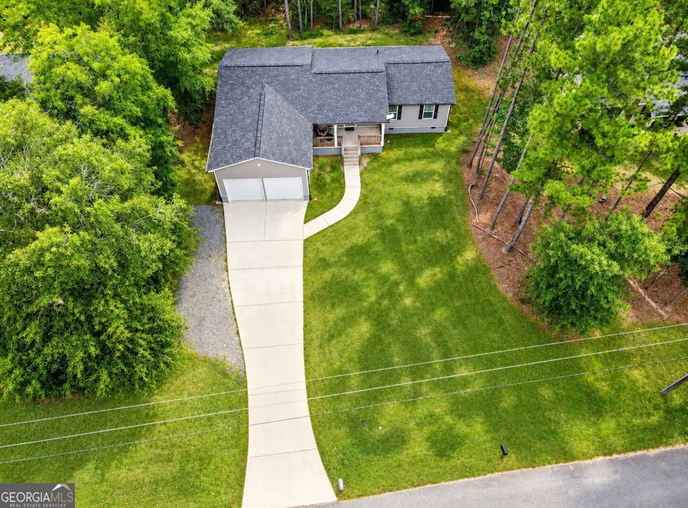 436 Canyon RD Woodbury, GA 30293