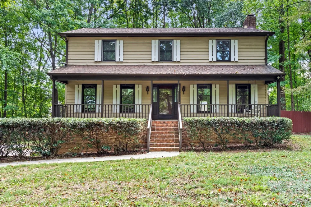 499 Reigate Drive Kernersville, NC 27284