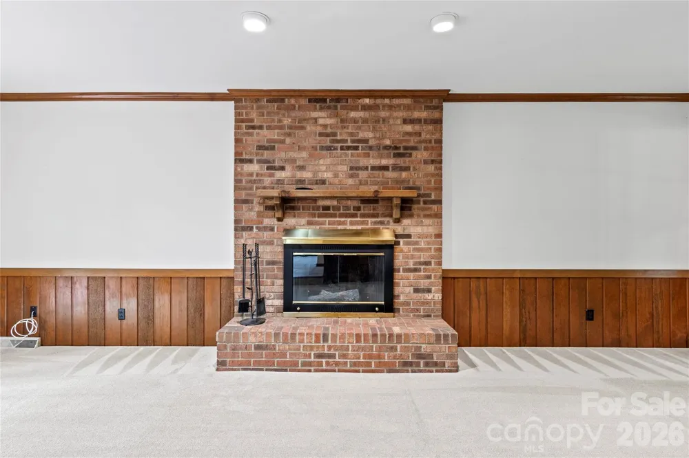 499 Reigate Drive Kernersville, NC 27284
