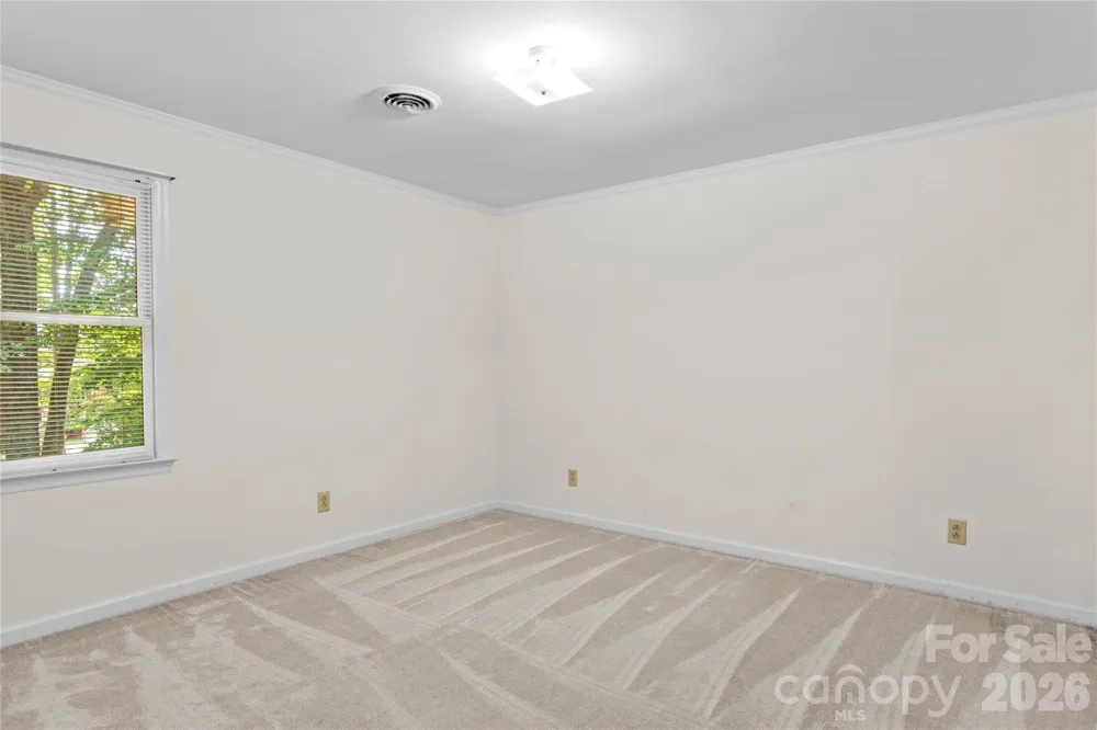 499 Reigate Drive Kernersville, NC 27284