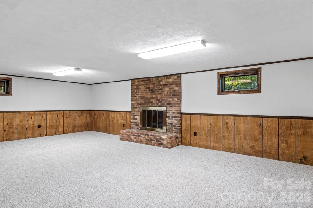 499 Reigate Drive Kernersville, NC 27284