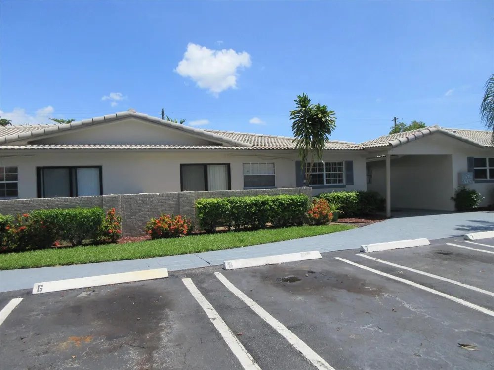 8601 NW 35TH STREET #11 Coral Springs, FL 33065