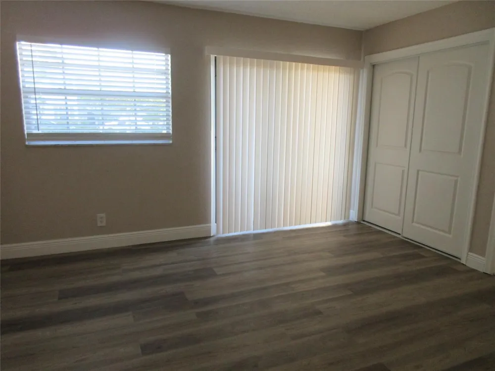 8601 NW 35TH STREET #11 Coral Springs, FL 33065