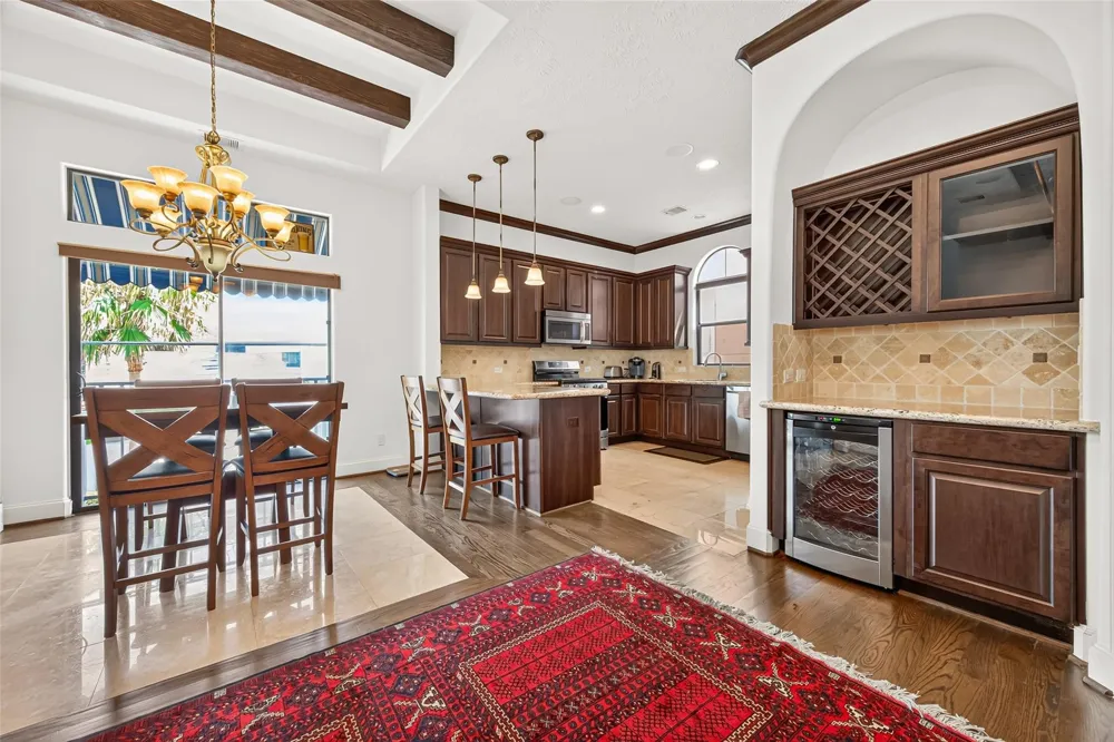 5703 Rose Street Houston, TX 77007