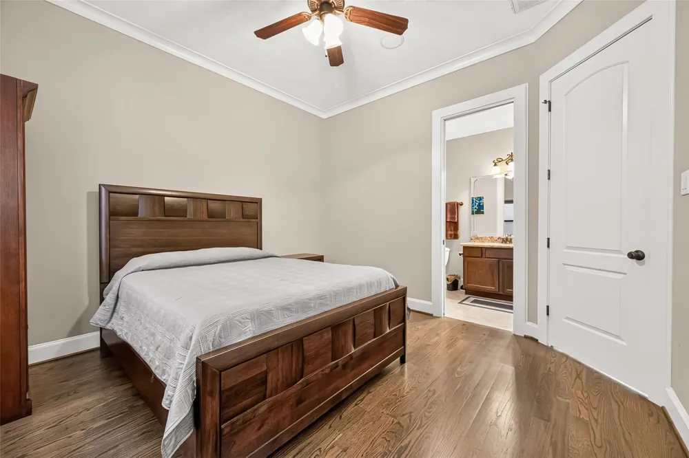 5703 Rose Street Houston, TX 77007