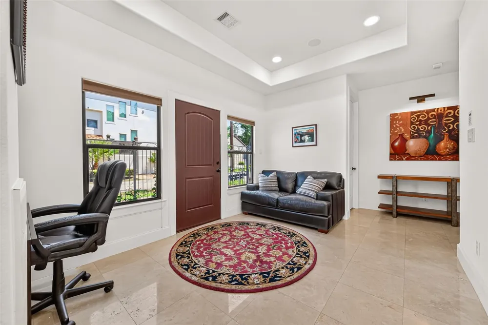 5703 Rose Street Houston, TX 77007