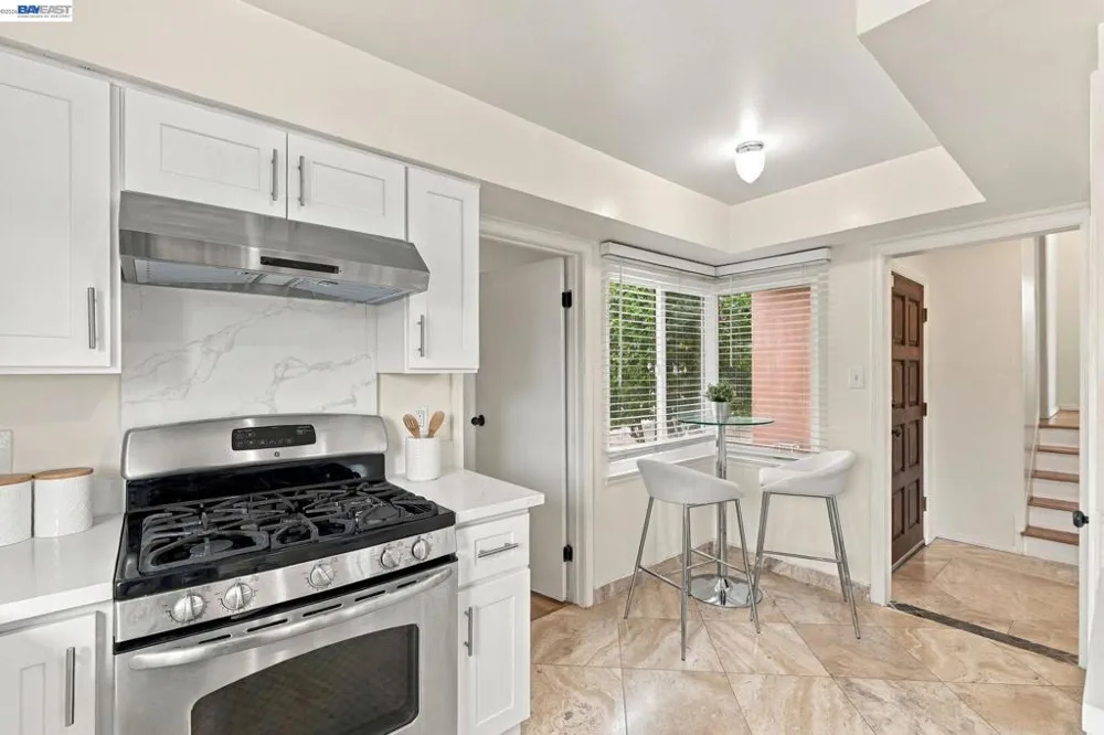 3443 Brookdale Blvd Castro Valley, CA 94546