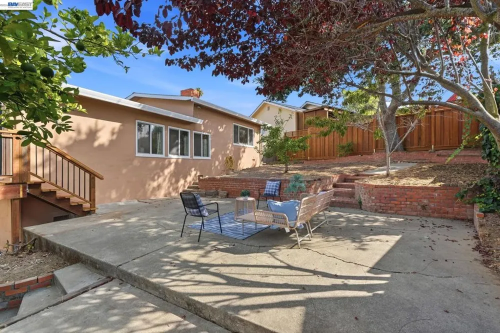 3443 Brookdale Blvd Castro Valley, CA 94546
