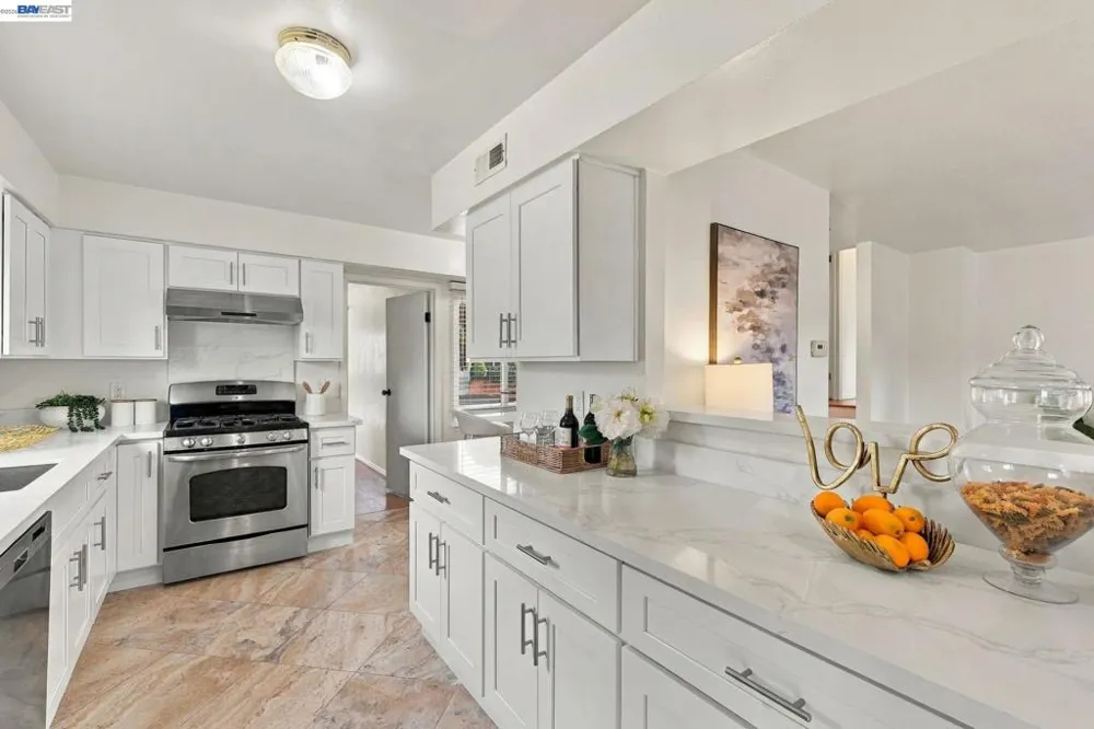 3443 Brookdale Blvd Castro Valley, CA 94546