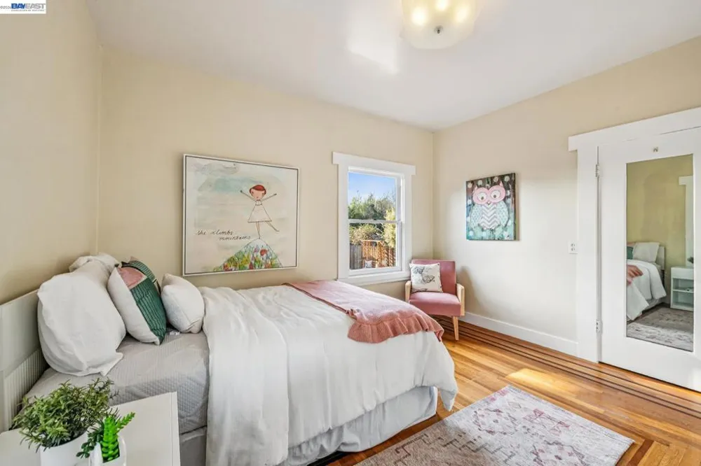 1801 Wood St Alameda, CA 94501