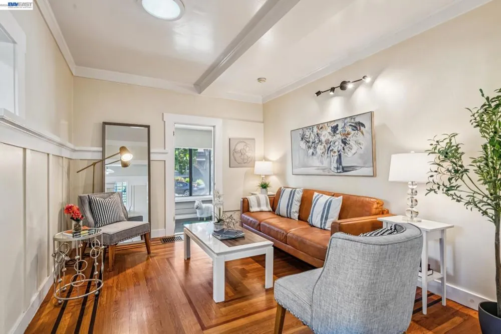 1801 Wood St Alameda, CA 94501