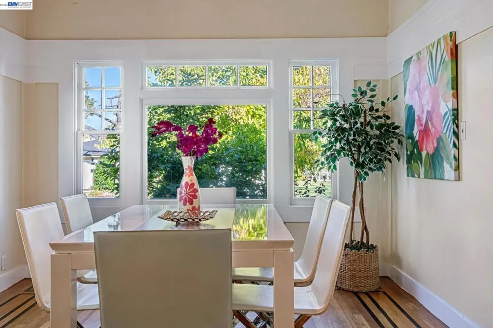 1801 Wood St Alameda, CA 94501