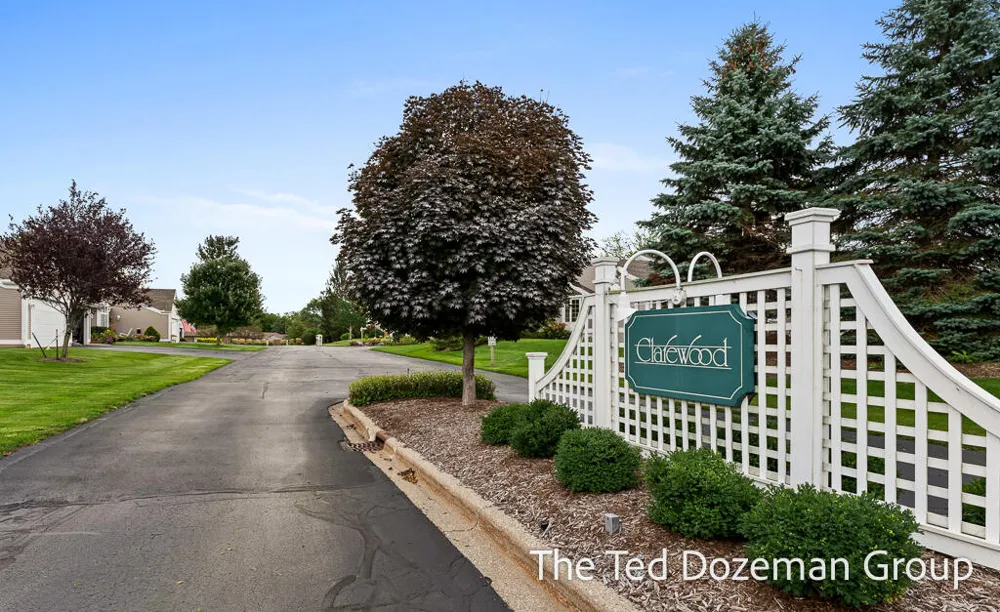 897 Clareridge Court Holland, MI 49423
