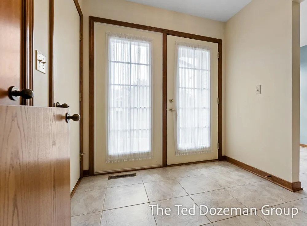 897 Clareridge Court Holland, MI 49423