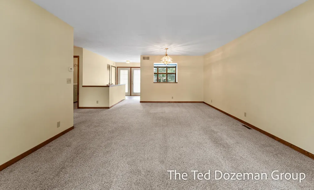 897 Clareridge Court Holland, MI 49423