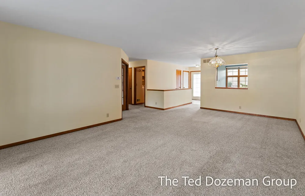 897 Clareridge Court Holland, MI 49423