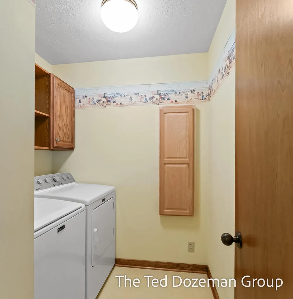 897 Clareridge Court Holland, MI 49423