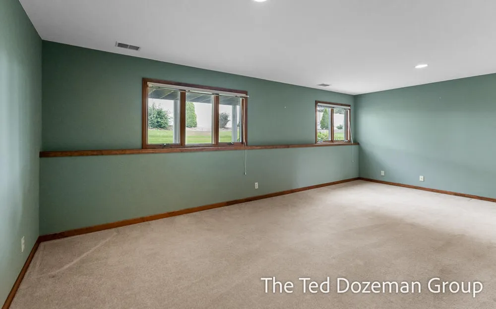 897 Clareridge Court Holland, MI 49423