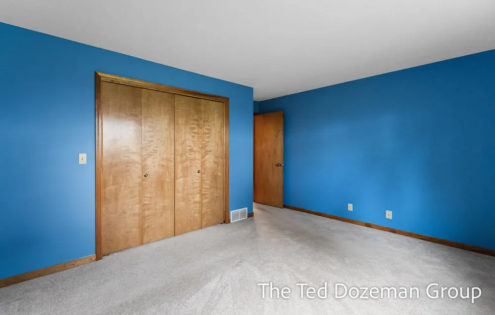 897 Clareridge Court Holland, MI 49423