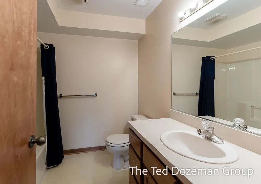 897 Clareridge Court Holland, MI 49423