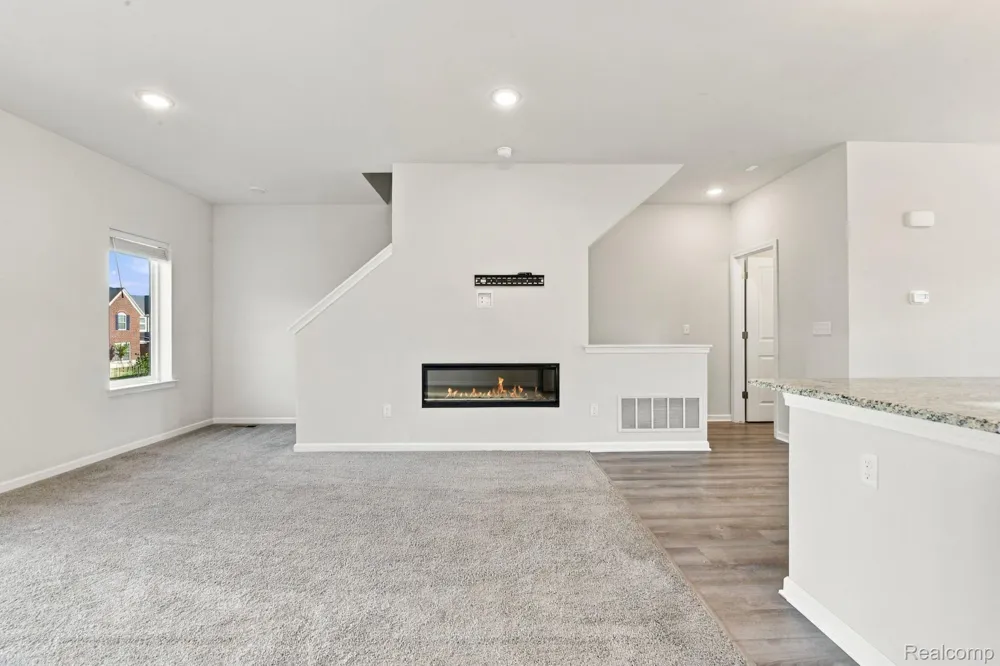 762 Huntley Lane Troy City, MI 48085