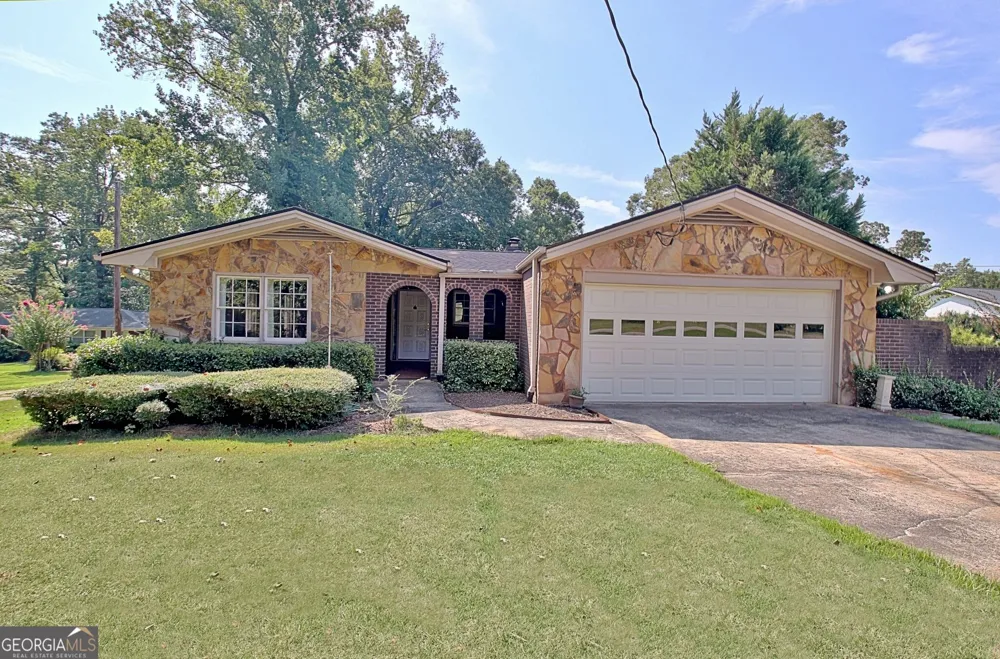 45 North DR Hampton, GA 30228