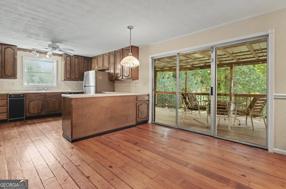 45 North DR Hampton, GA 30228