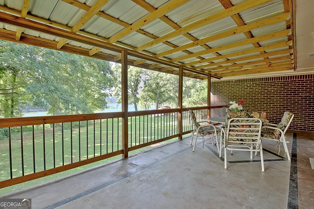 45 North DR Hampton, GA 30228