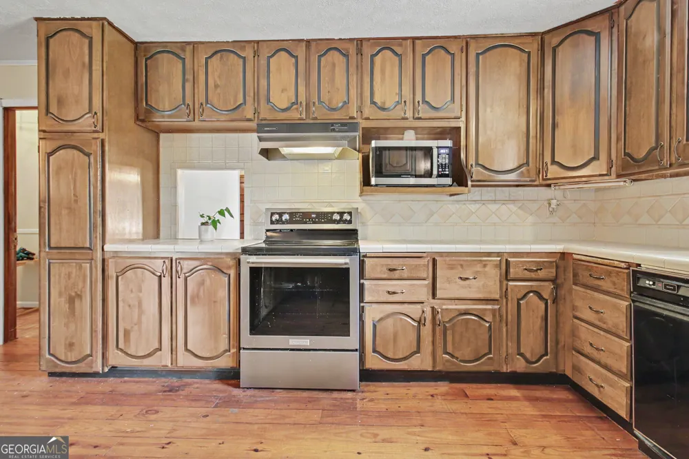 45 North DR Hampton, GA 30228