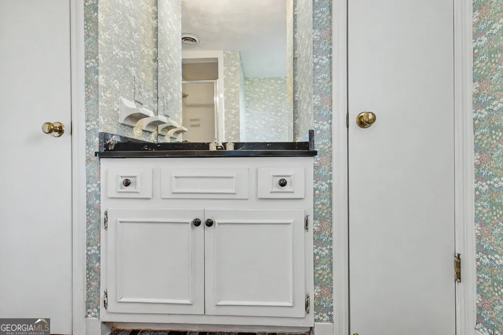 45 North DR Hampton, GA 30228