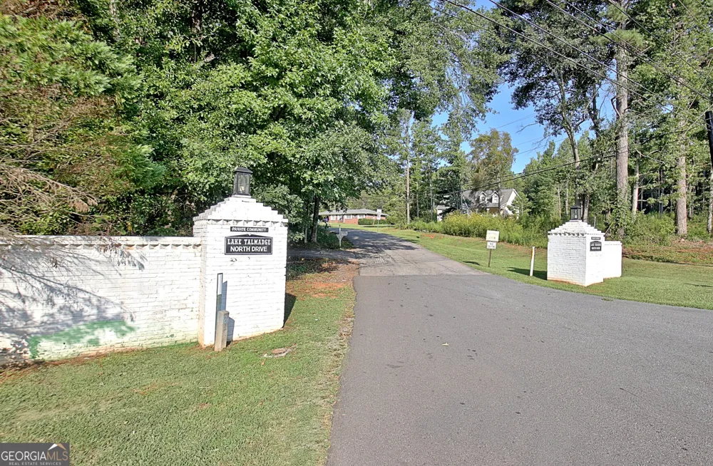 45 North DR Hampton, GA 30228